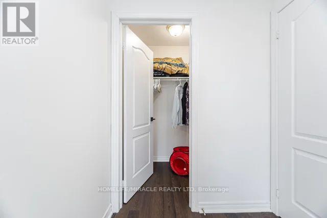 3278 Paul Henderson Drive, Mississauga, Ontario  L5M 0H3 - Photo 32 - W12897702