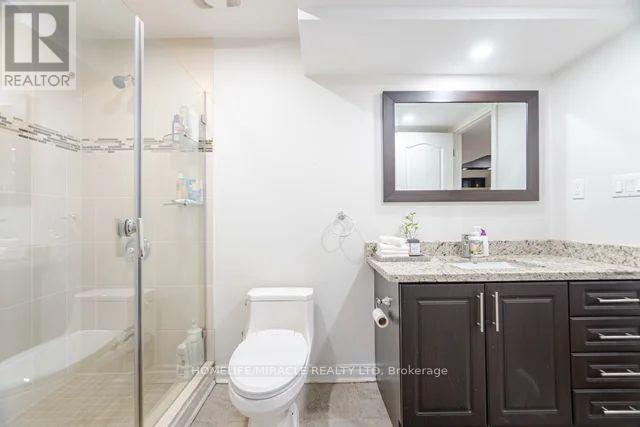 3278 Paul Henderson Drive, Mississauga, Ontario  L5M 0H3 - Photo 43 - W12897702