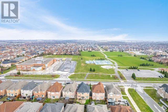 3278 Paul Henderson Drive, Mississauga, Ontario  L5M 0H3 - Photo 49 - W12897702