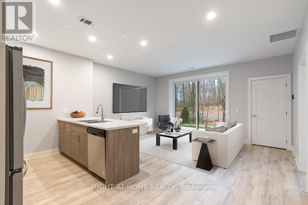 107 - 18 Campus Trail, Huntsville, Ontario  P1H 1C6 - Photo 6 - X12897644