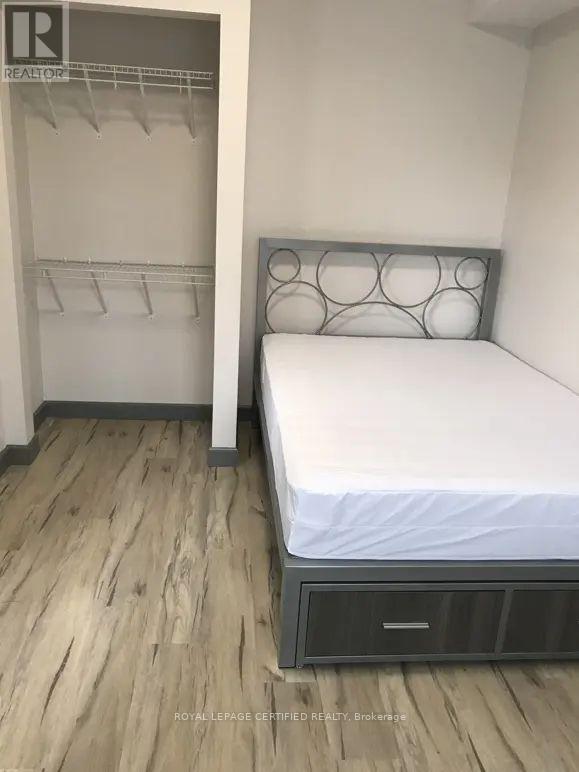 1718 - 258a Sunview Street E, Waterloo, Ontario  N2L 3V9 - Photo 13 - X12897664