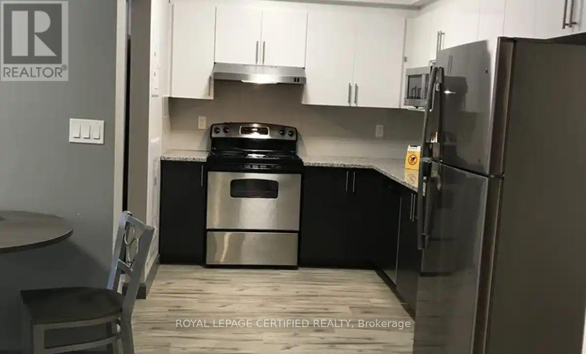 1718 - 258a Sunview Street E, Waterloo, Ontario  N2L 3V9 - Photo 5 - X12897664