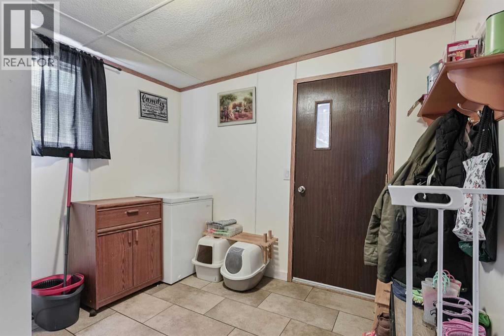 109, 1410 43 Street S, Lethbridge, Alberta  T1K 3S5 - Photo 3 - A2294410