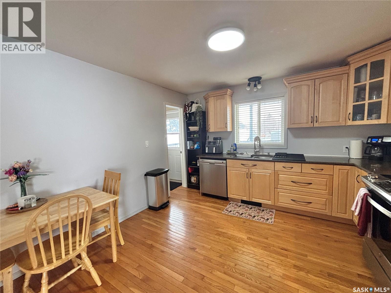 341 Maple Avenue, Yorkton, Saskatchewan  S3N 1W9 - Photo 4 - SK030806