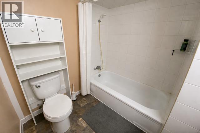 111 Webb Street, Hinton, Alberta  T7V 1B8 - Photo 14 - A2294167