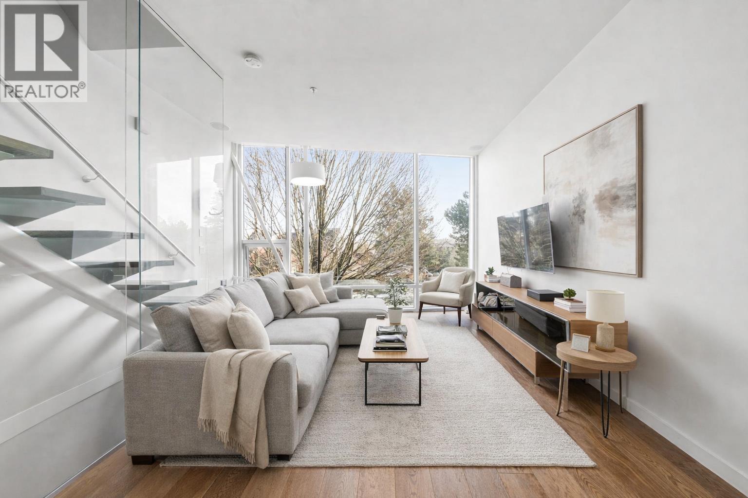 3485 VICTORIA DRIVE, Vancouver, British Columbia