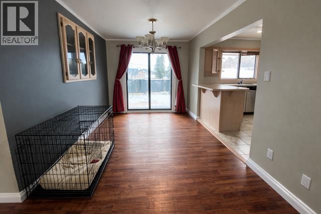 111 Webb Street, Hinton, Alberta  T7V 1B8 - Photo 5 - A2294167