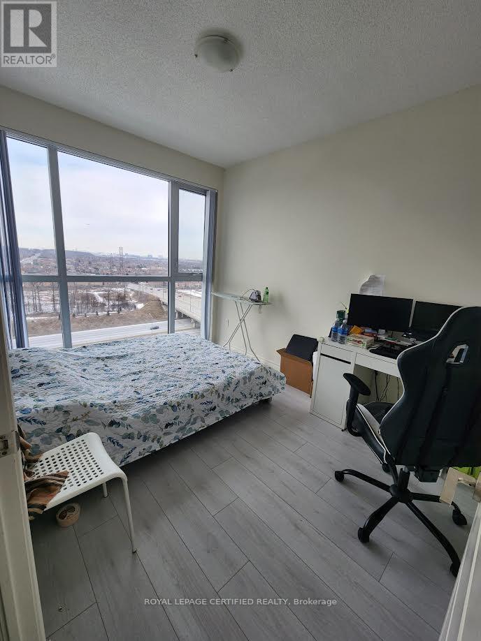 1703 - 349 Rathburn Road W, Mississauga (City Centre), Ontario  L5B 0C9 - Photo 9 - W12897708