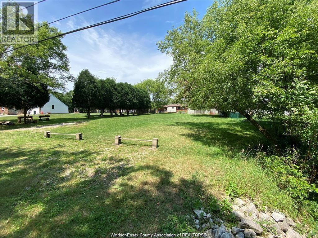 V/l Lambton, Windsor, Ontario  N9E 3R4 - Photo 3 - 26005478