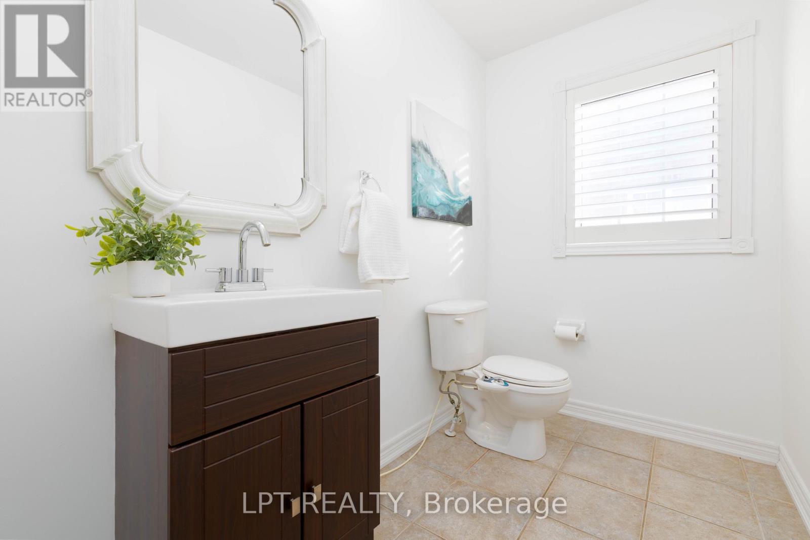 36 Ivygreen Road, Georgina, Ontario  L4P 4B7 - Photo 19 - N12800778