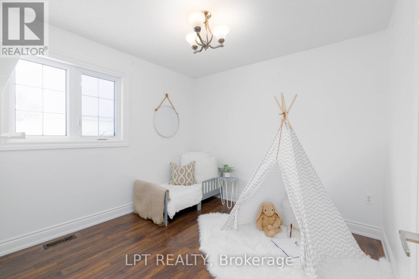 36 Ivygreen Road, Georgina, Ontario  L4P 4B7 - Photo 29 - N12800778