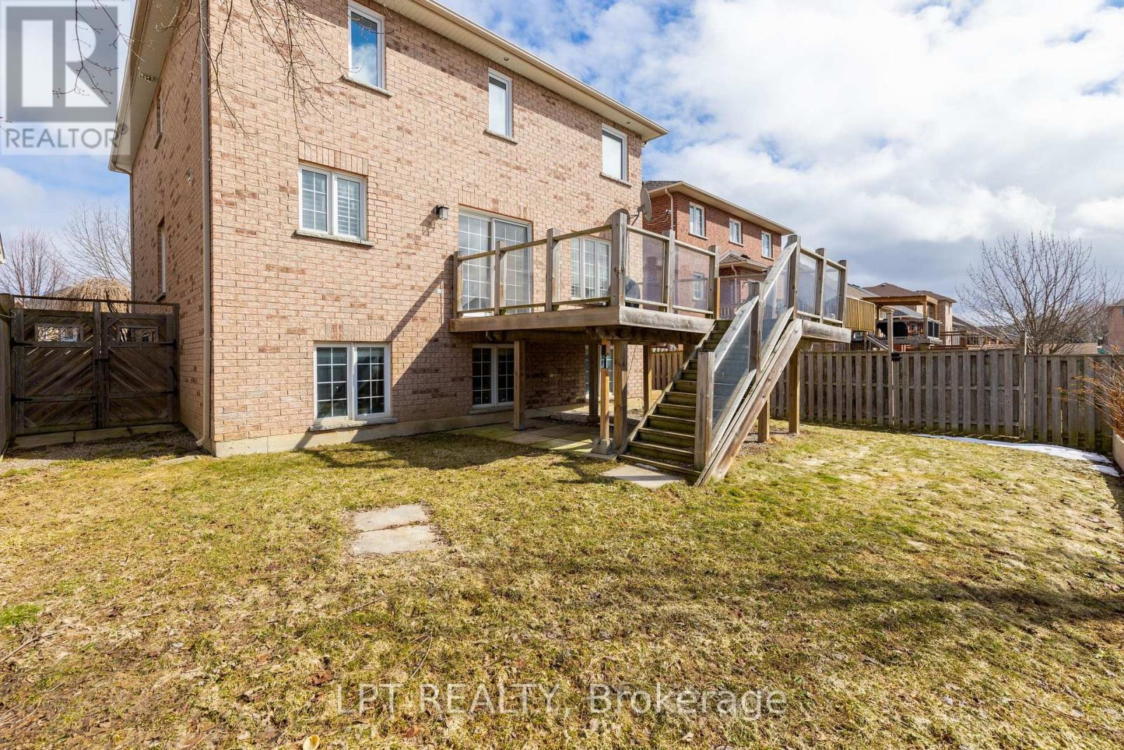 36 Ivygreen Road, Georgina, Ontario  L4P 4B7 - Photo 4 - N12800778