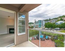 310 14965 MARINE DRIVE, White Rock, British Columbia