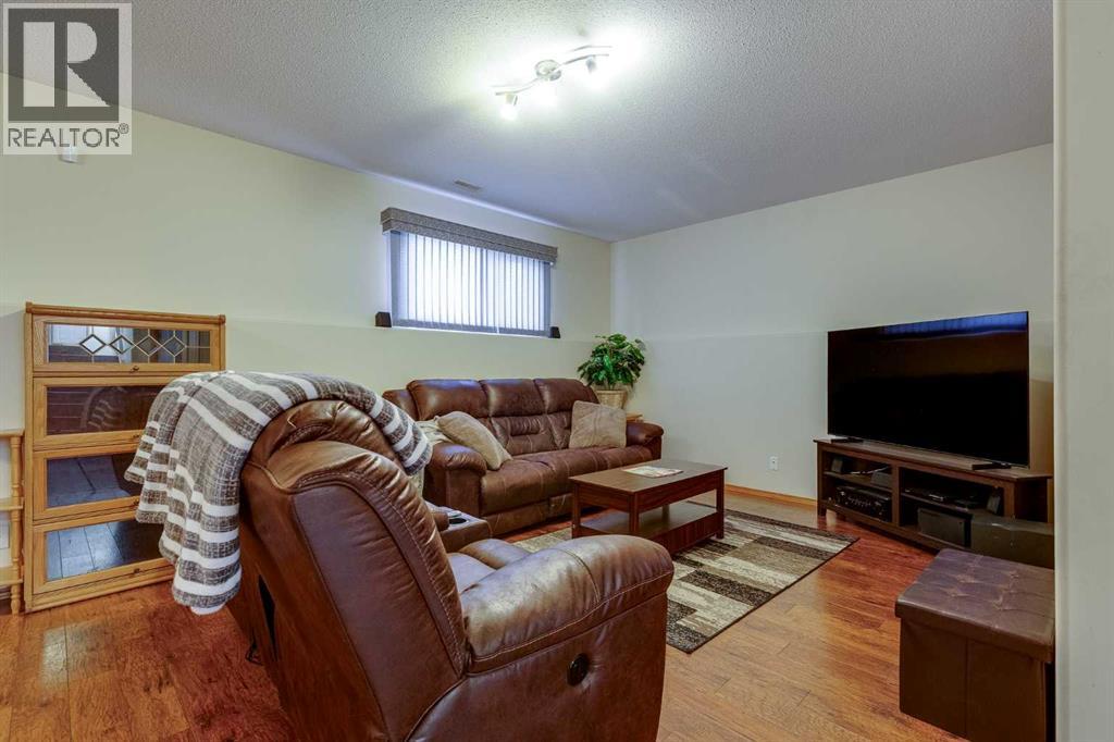 38 Kendrew Drive, Red Deer, Alberta  T4P 3X6 - Photo 29 - A2285301