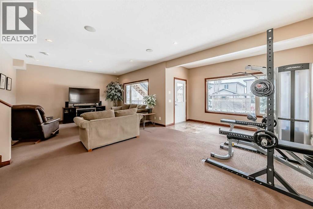 143 Sunset Close, Cochrane, Alberta  T4C 0B1 - Photo 32 - A2293489