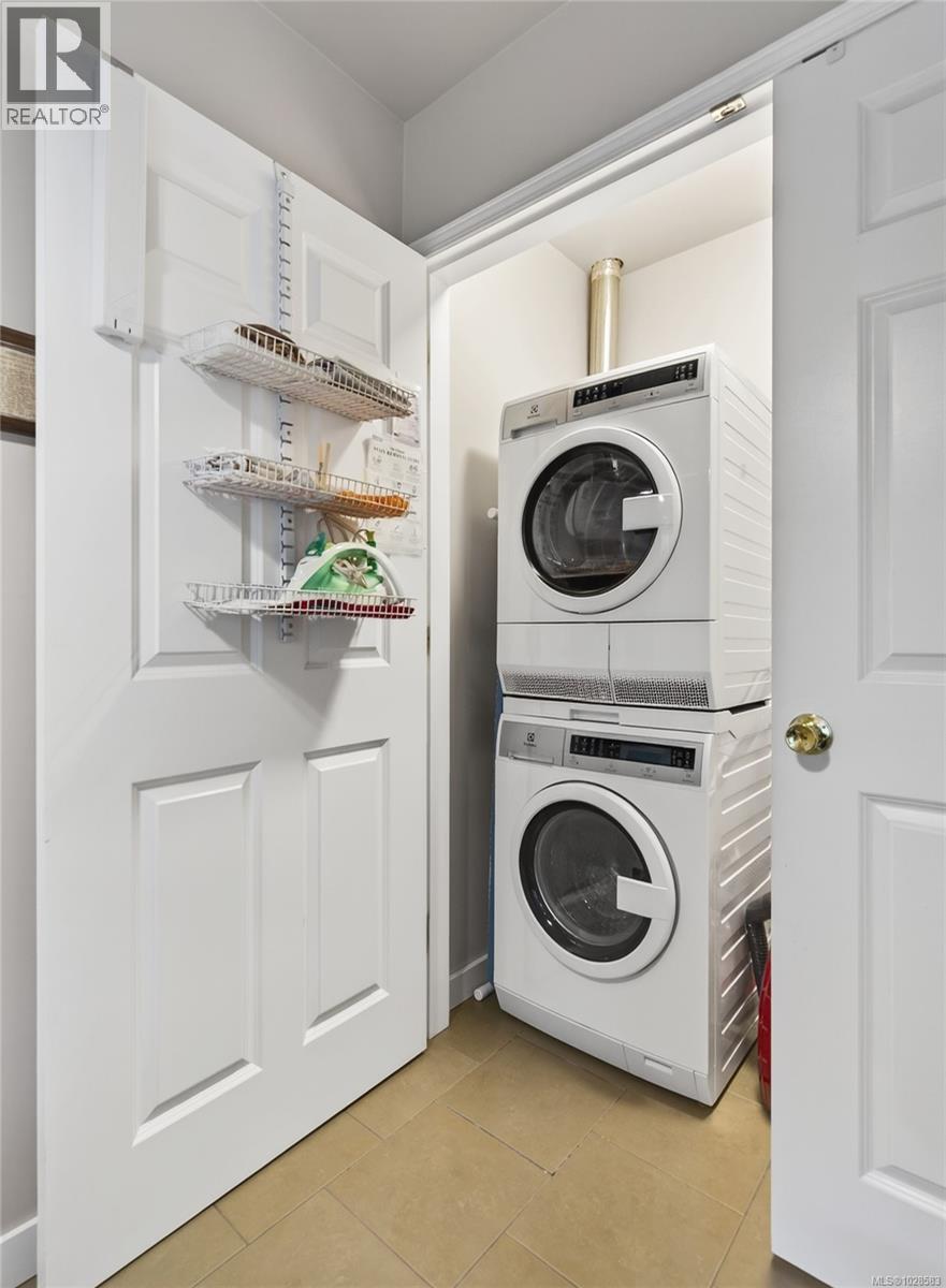 7 650 Yorkshire Dr, Campbell River, British Columbia  V9W 8A6 - Photo 20 - 1028583