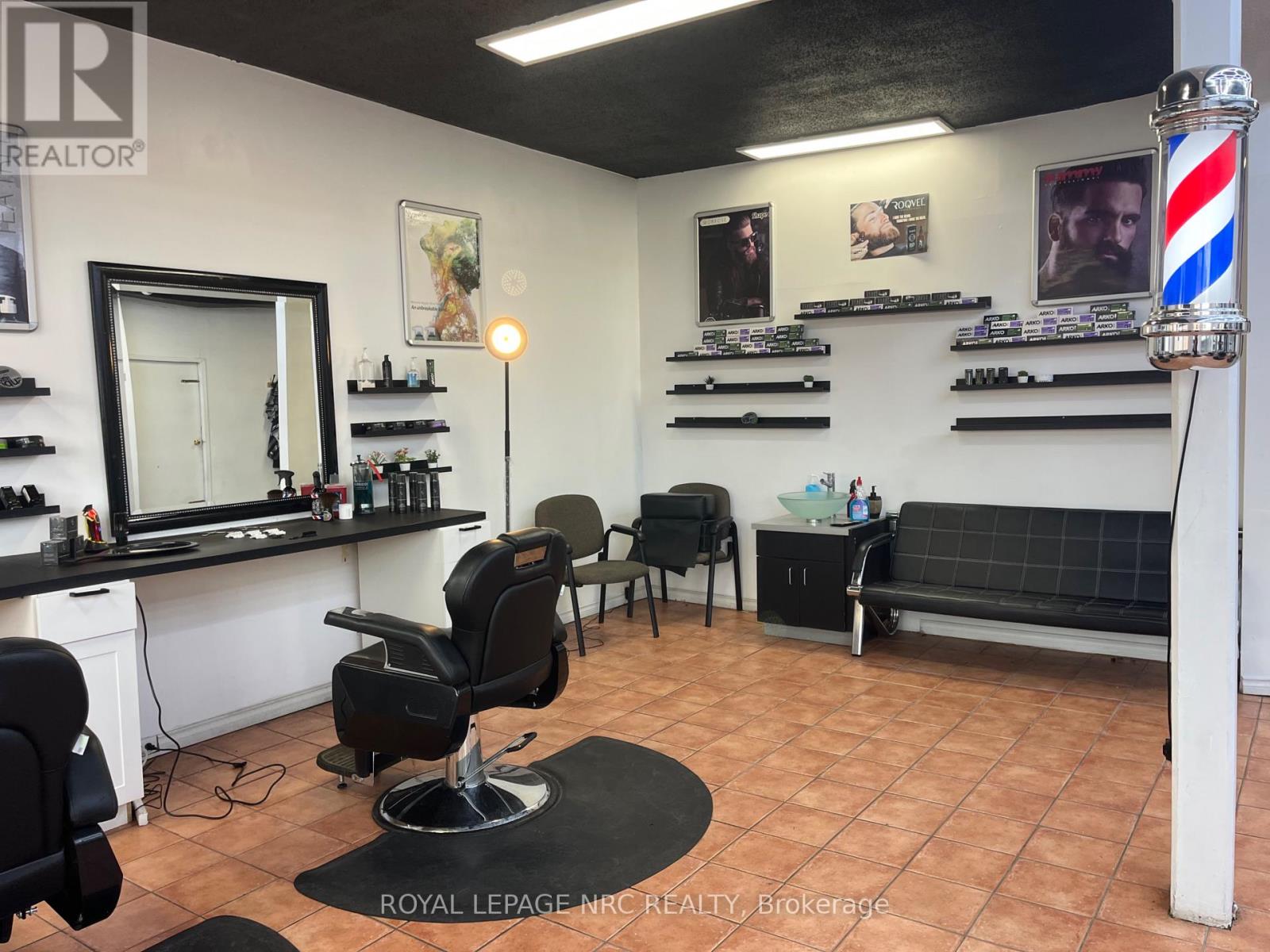 Unit# B - 90 Niagara Street, St. Catharines, Ontario  L2R 4L1 - Photo 7 - X12897714