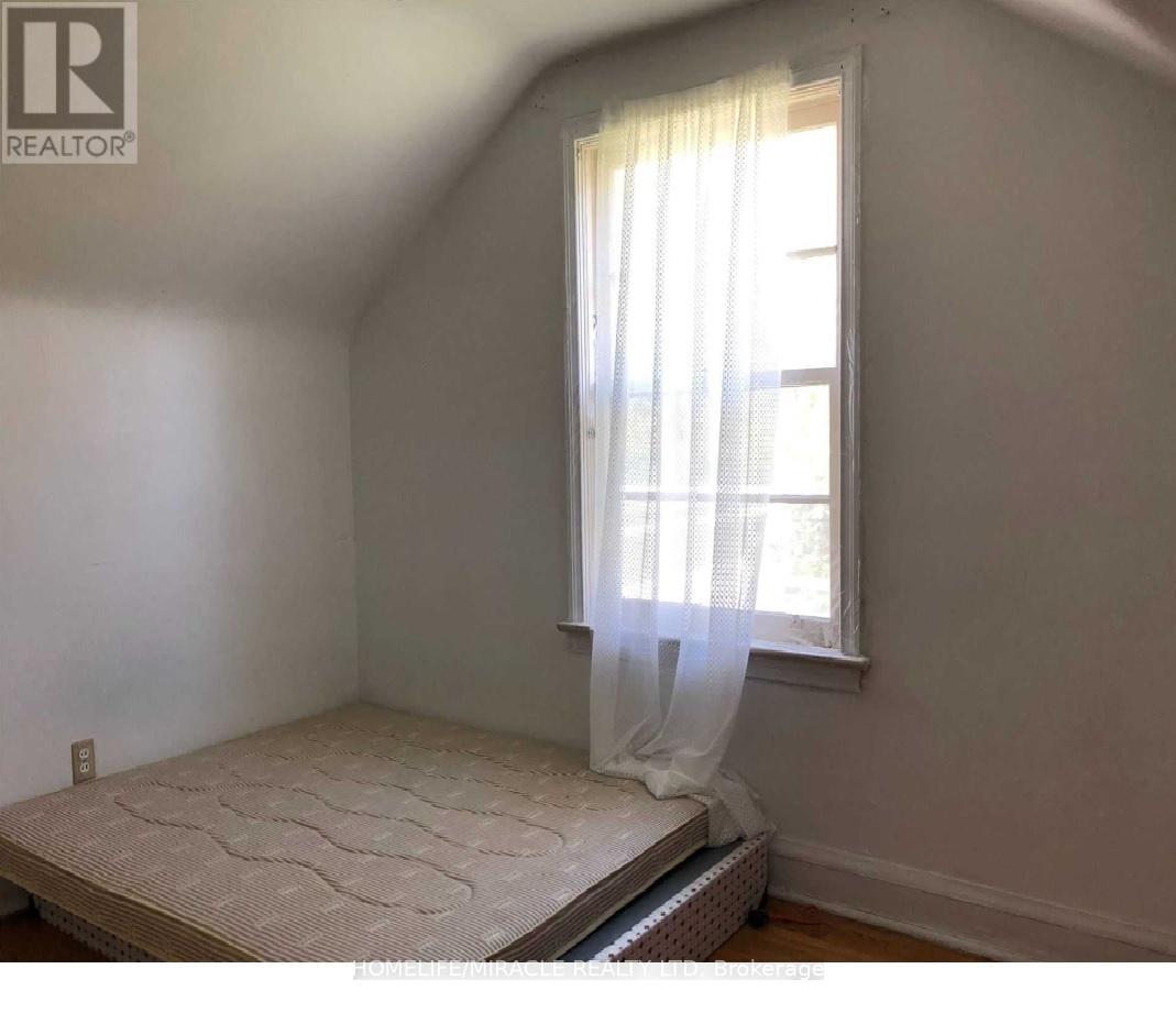 190 Poyntz Avenue, Toronto, Ontario  M2N 1J6 - Photo 11 - C12897712