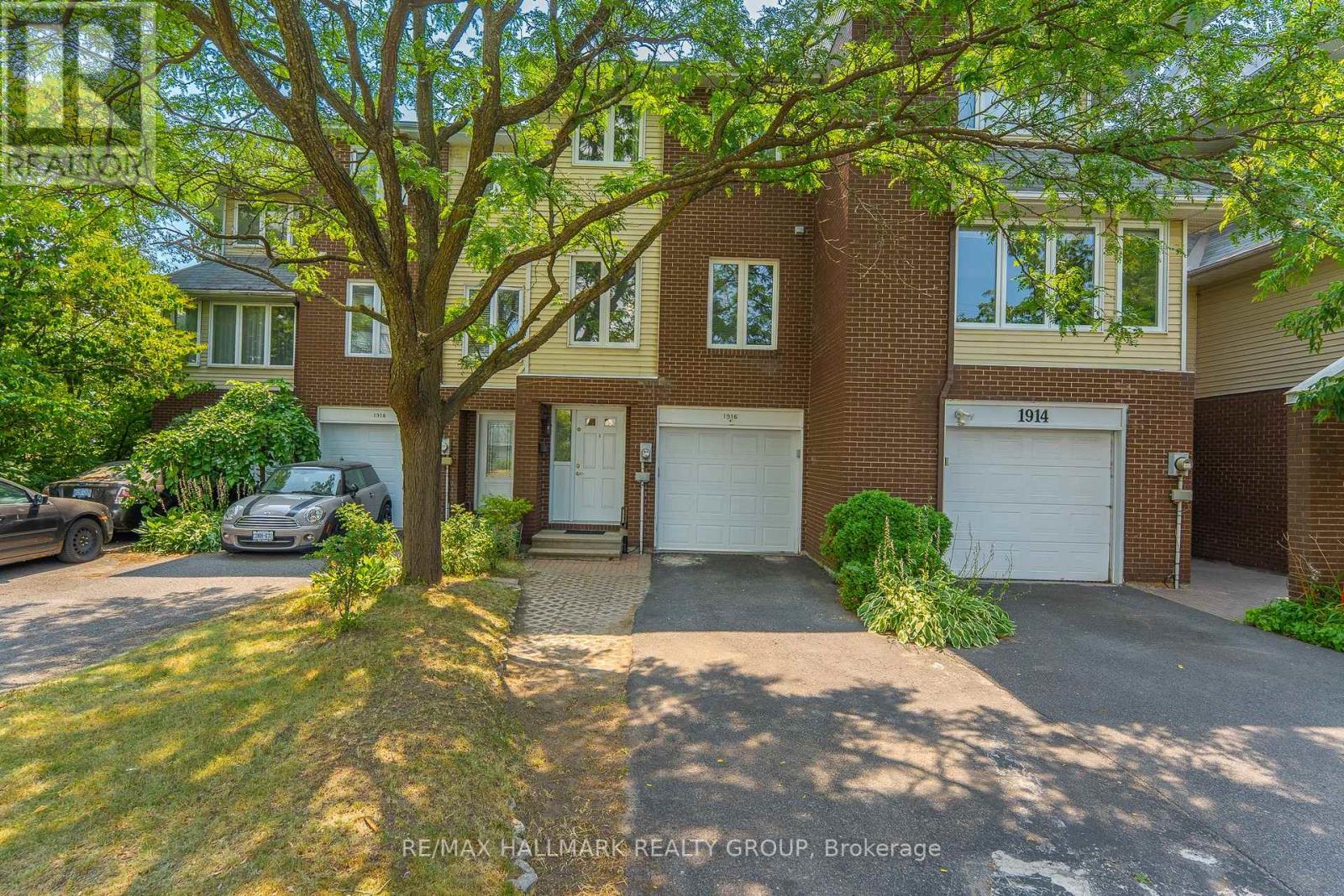 1916 Russell Road, Ottawa, Ontario  K1G 1L6 - Photo 42 - X12896576