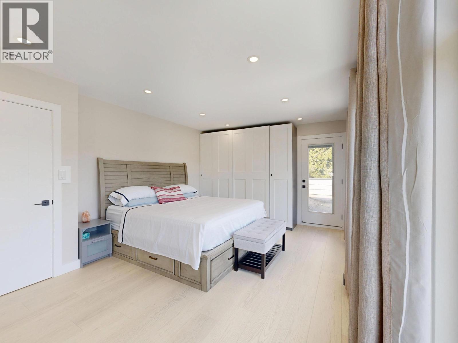 4545 Strathcona Road, North Vancouver, British Columbia  V7G 1G7 - Photo 17 - R3101398