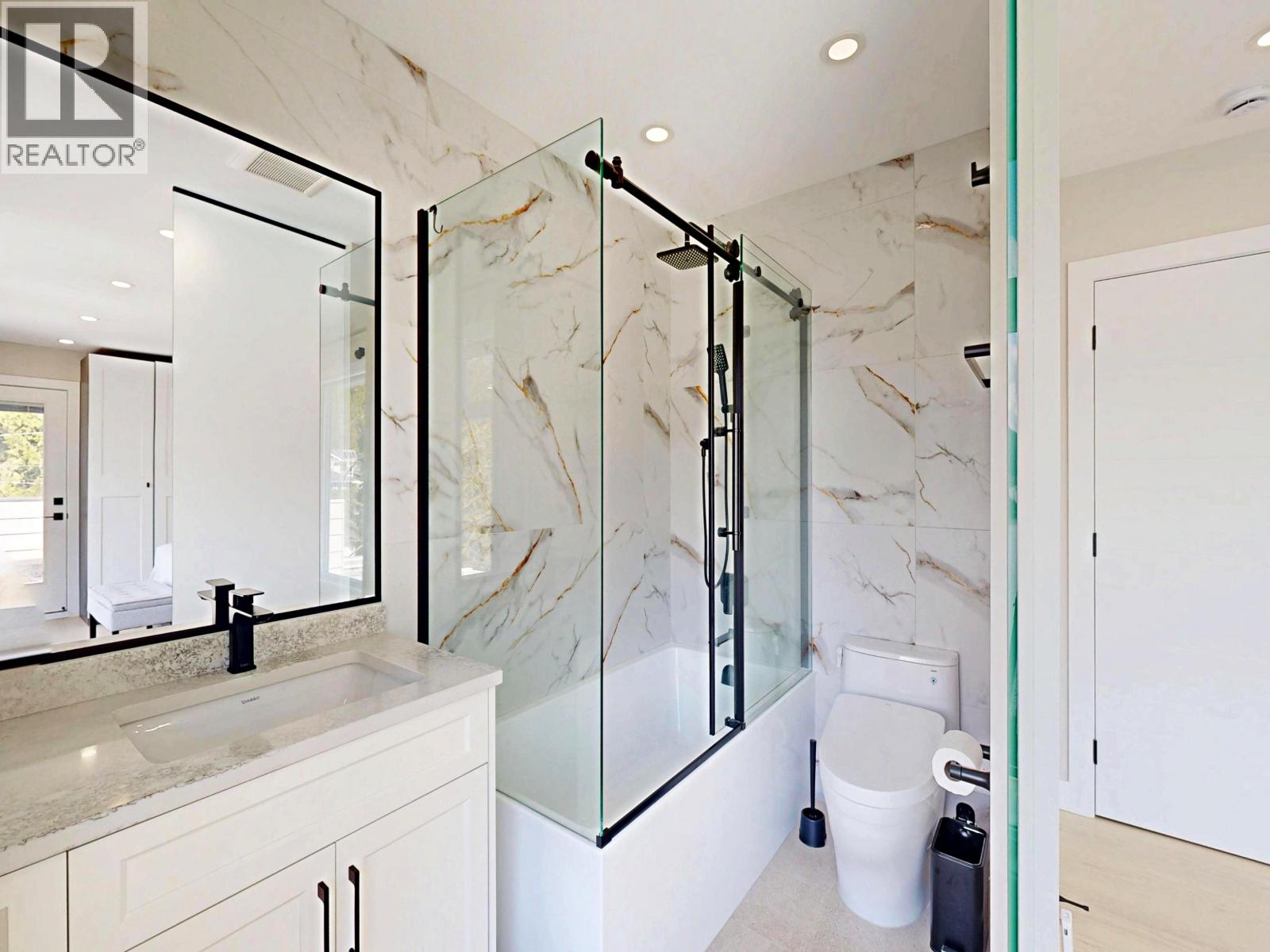 4545 Strathcona Road, North Vancouver, British Columbia  V7G 1G7 - Photo 24 - R3101398