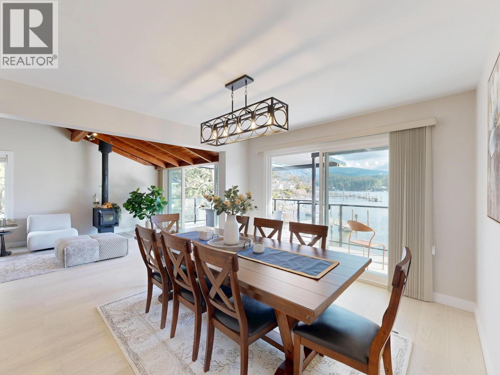 4545 Strathcona Road, North Vancouver, British Columbia  V7G 1G7 - Photo 7 - R3101398