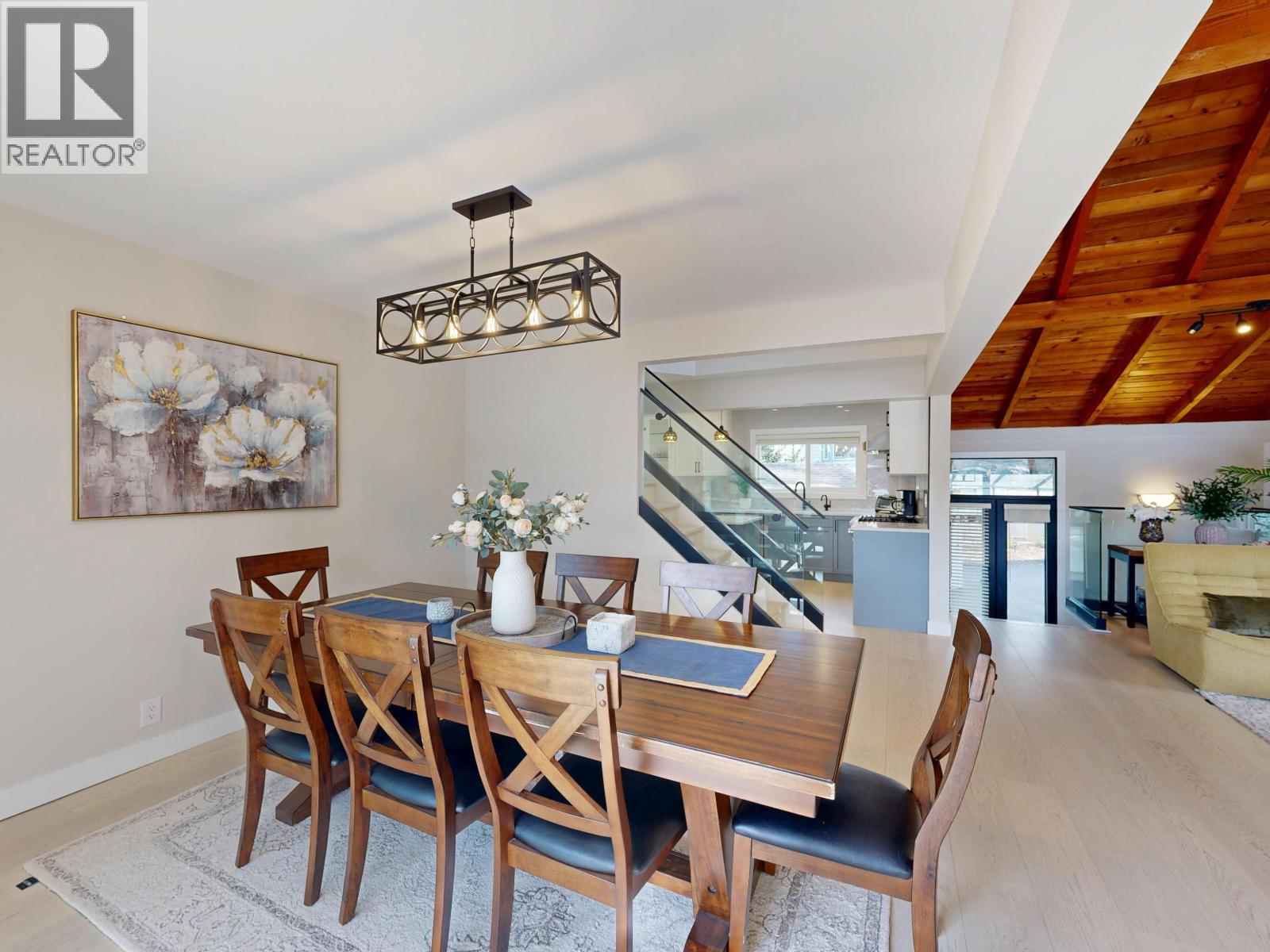 4545 Strathcona Road, North Vancouver, British Columbia  V7G 1G7 - Photo 8 - R3101398