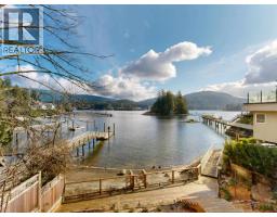4545 STRATHCONA ROAD, North Vancouver, British Columbia