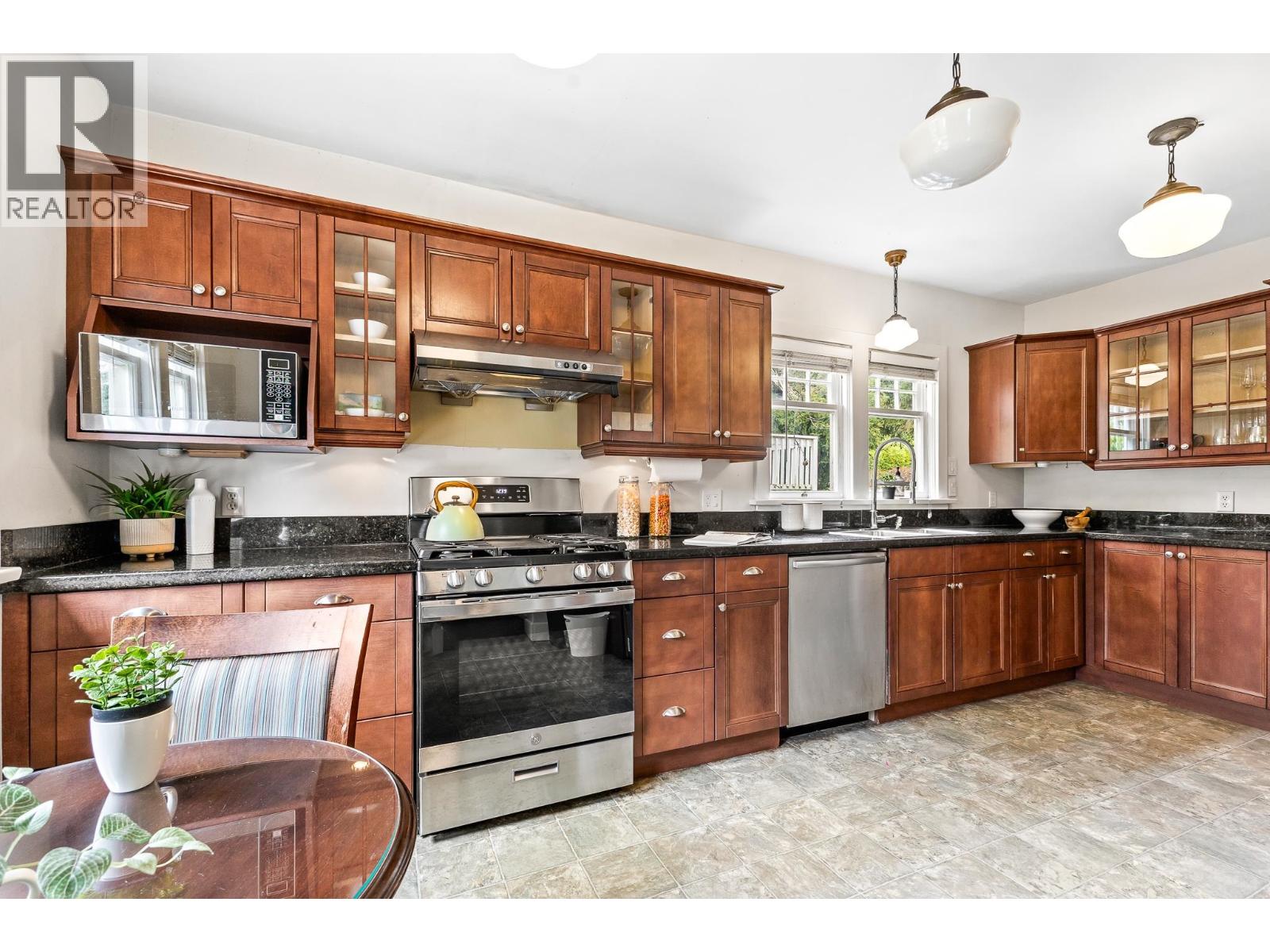 6713 Arbutus Street, Vancouver, British Columbia  V6P 5S6 - Photo 10 - R3101402