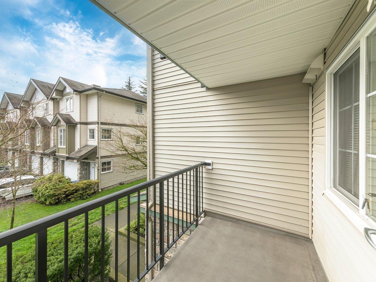 204 14859 100 Avenue, Surrey, British Columbia  V3R 2V5 - Photo 11 - R3101346