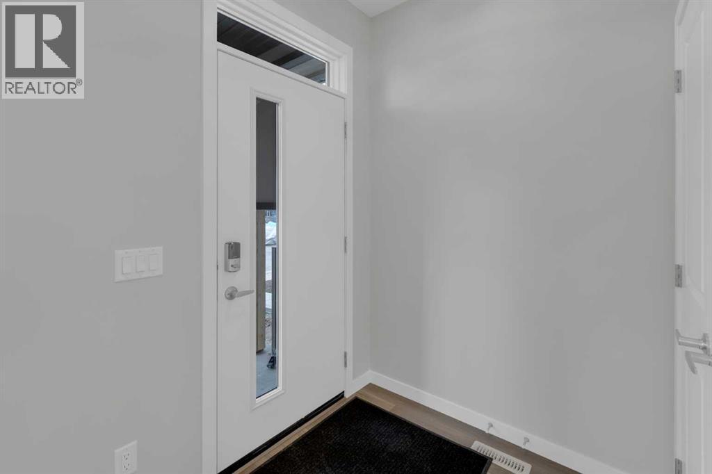 2022 Cobblebrook Crescent SW, Airdrie, Alberta  T4B 5X1 - Photo 4 - A2265021