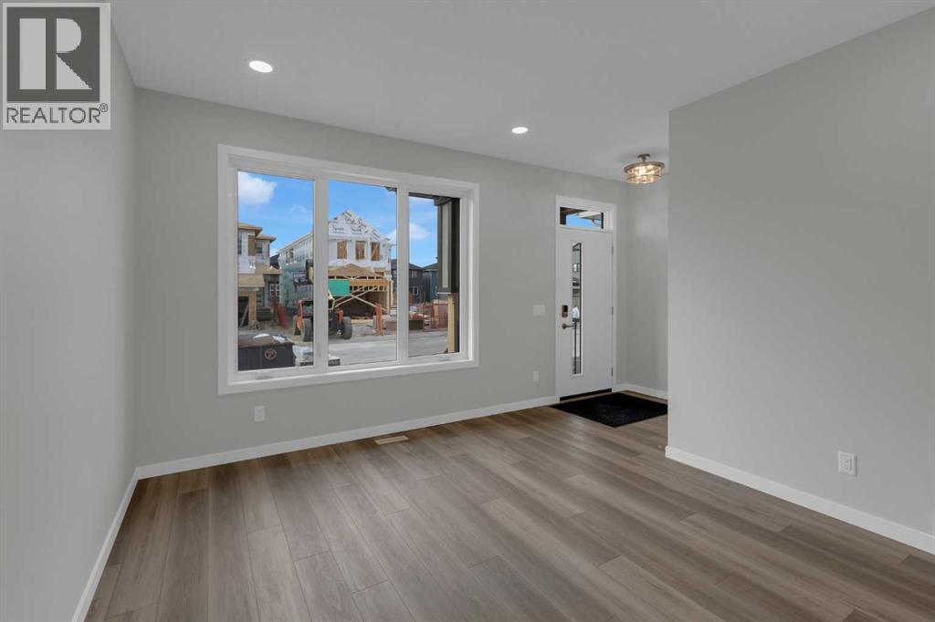 2022 Cobblebrook Crescent SW, Airdrie, Alberta  T4B 5X1 - Photo 5 - A2265021