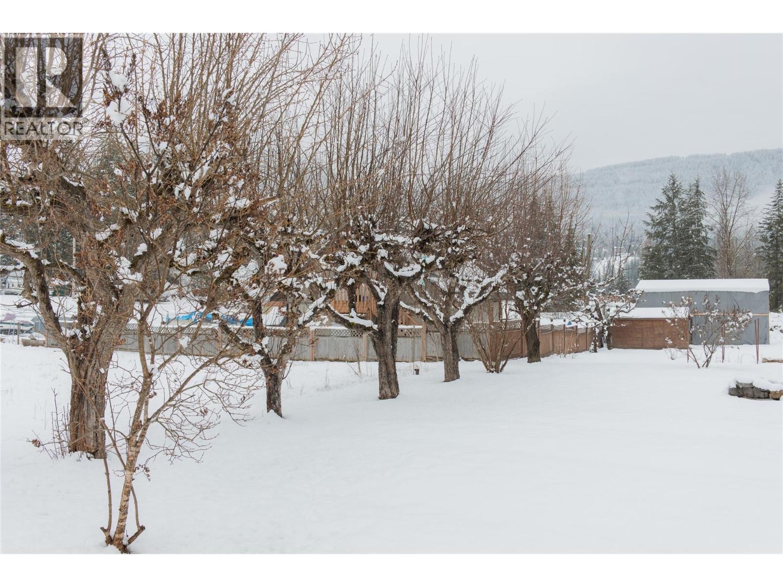 5713 Woodland Drive, Nelson, British Columbia  V1L 6Y2 - Photo 6 - 10379673