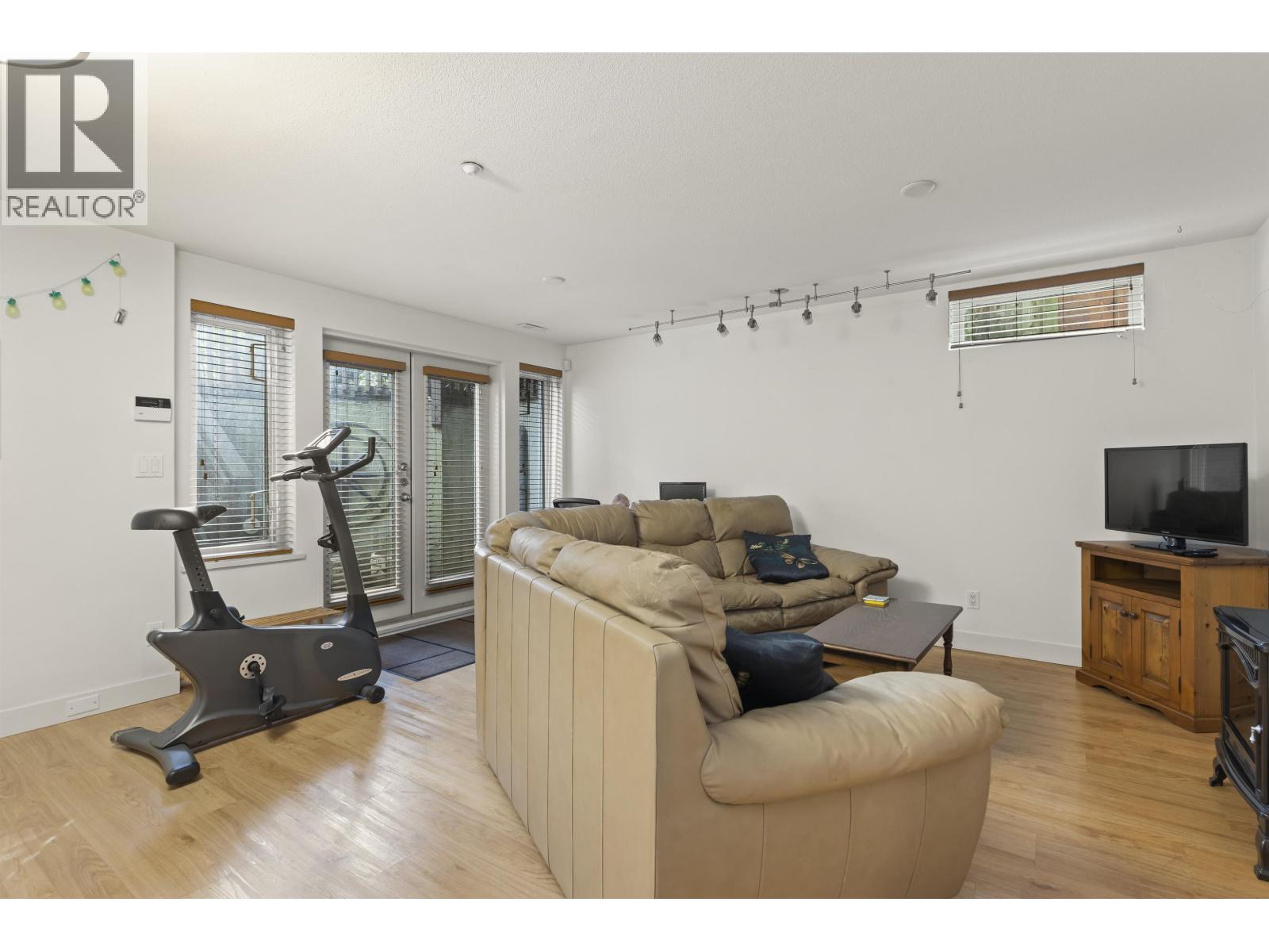 3472 W 13th Avenue, Vancouver, British Columbia  V6R 2S1 - Photo 32 - R3101399