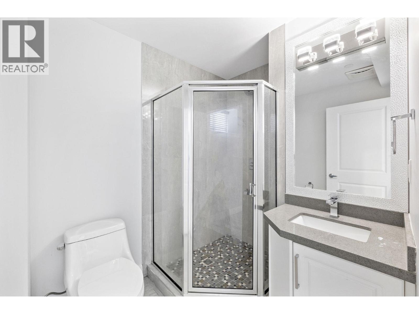 1 2430 E 41 Street, Vancouver, British Columbia  V5R 2W4 - Photo 35 - R3101103