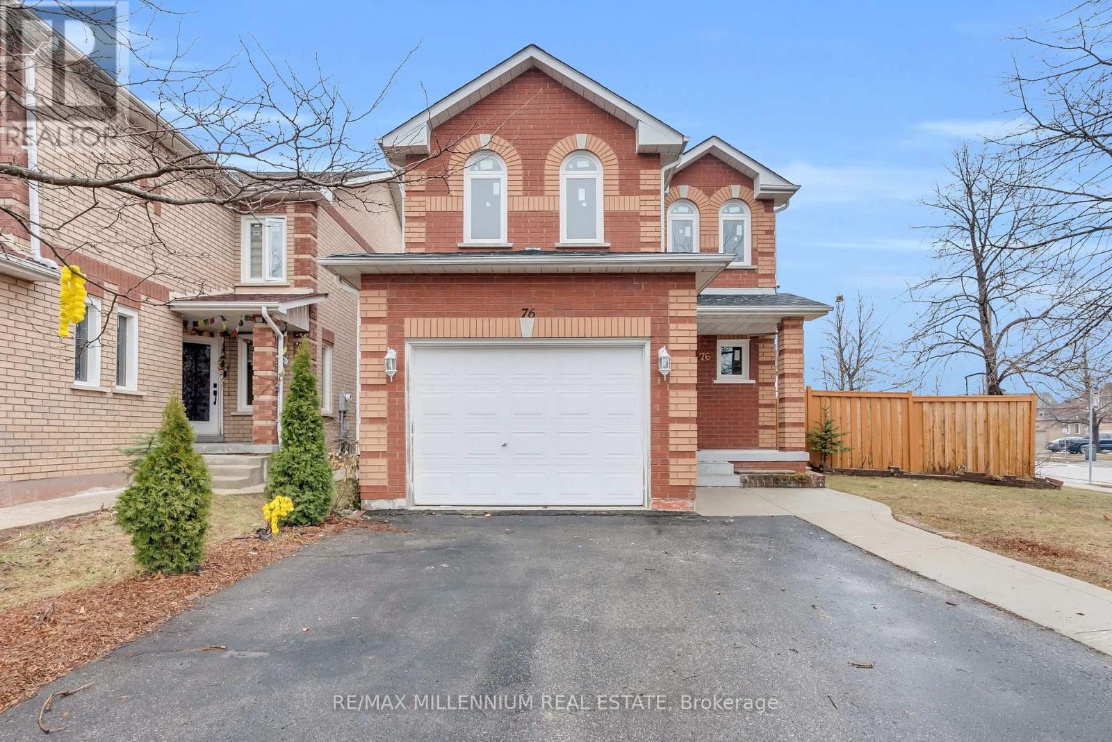 76 Sunley Crescent, Brampton, Ontario  L6Y 5B7 - Photo 3 - W12897720