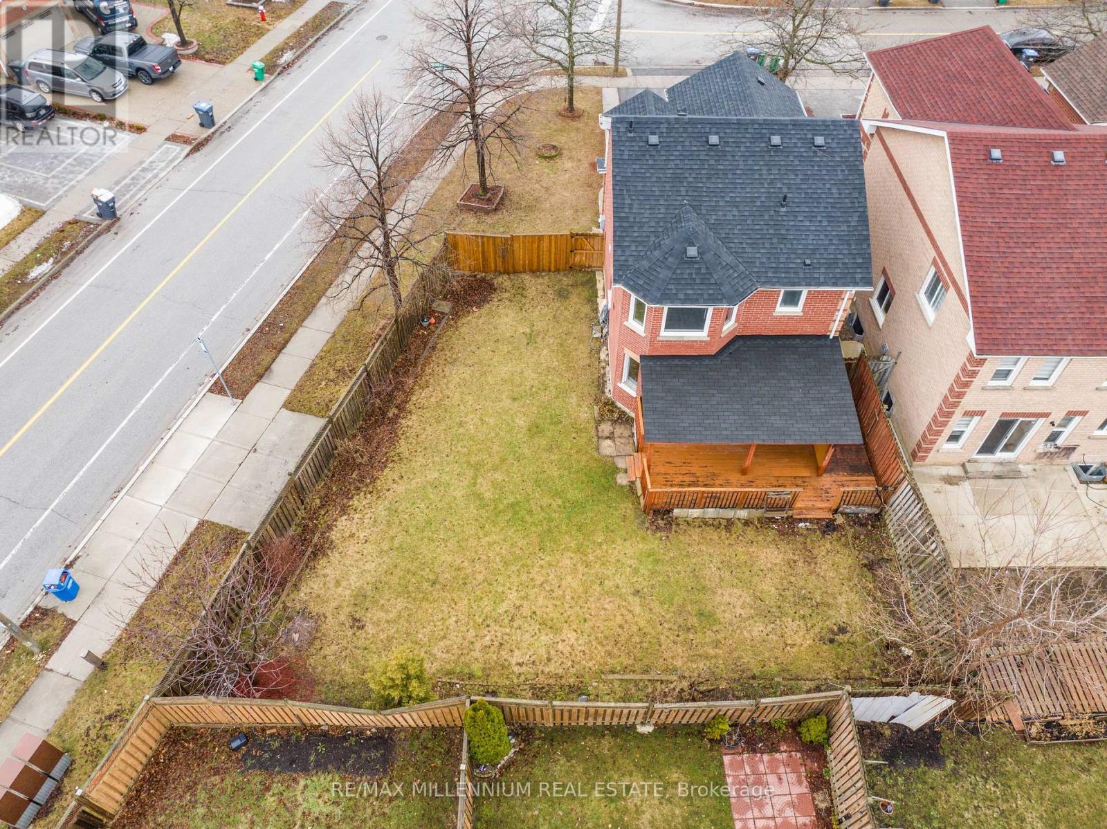 76 Sunley Crescent, Brampton, Ontario  L6Y 5B7 - Photo 37 - W12897720