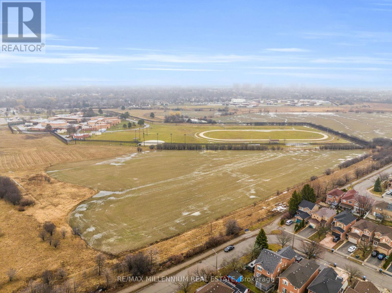 76 Sunley Crescent, Brampton, Ontario  L6Y 5B7 - Photo 40 - W12897720