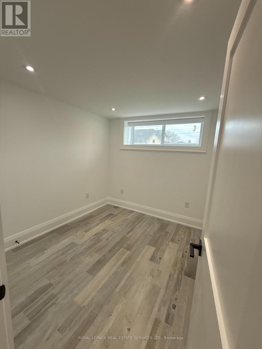Basement - 2101 Ian Avenue E, Mississauga, Ontario  L5A 1C4 - Photo 19 - W12897722