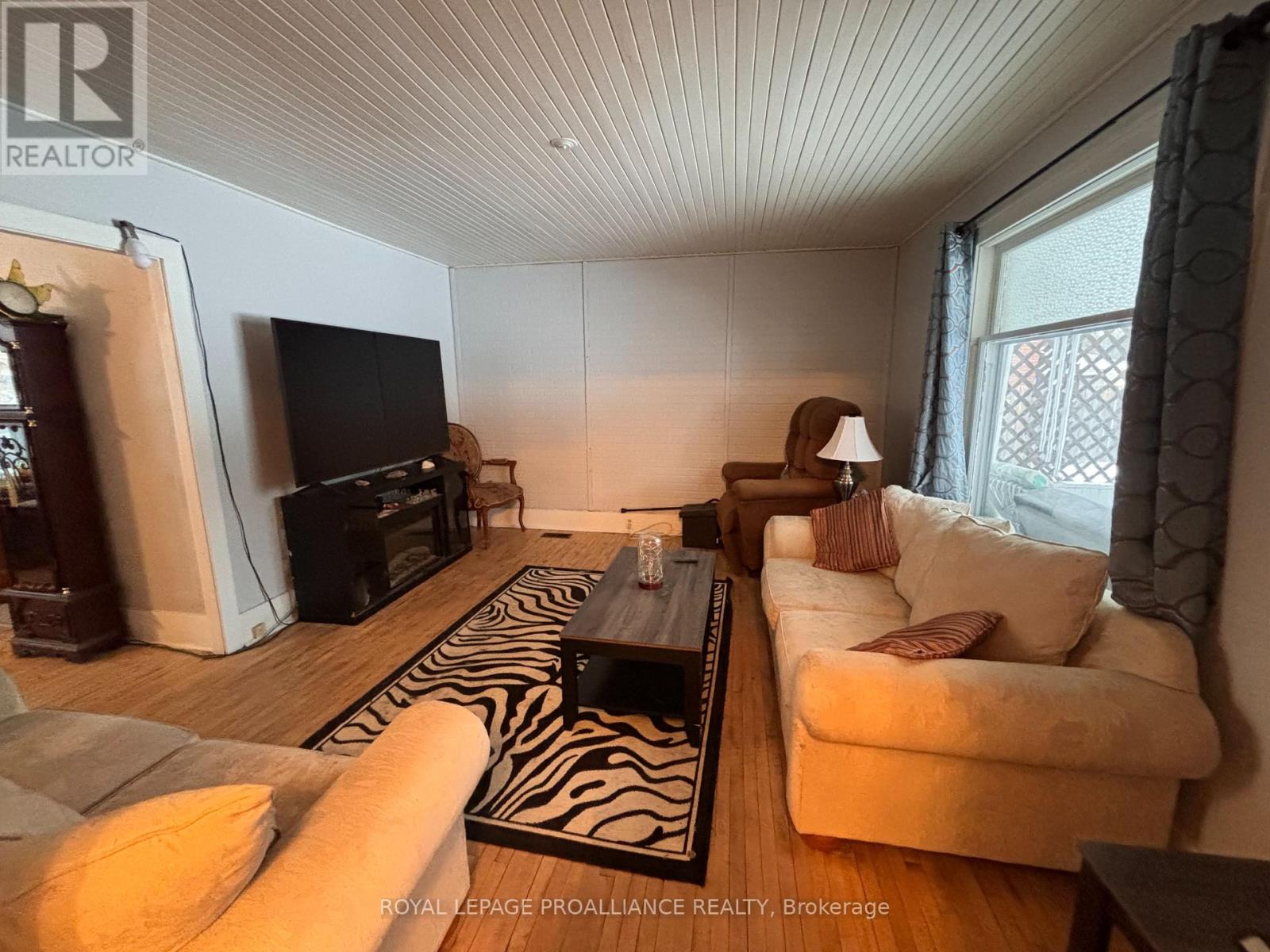 1022 Bridge Street, Frontenac, Ontario  K0H 1B0 - Photo 17 - X12696074