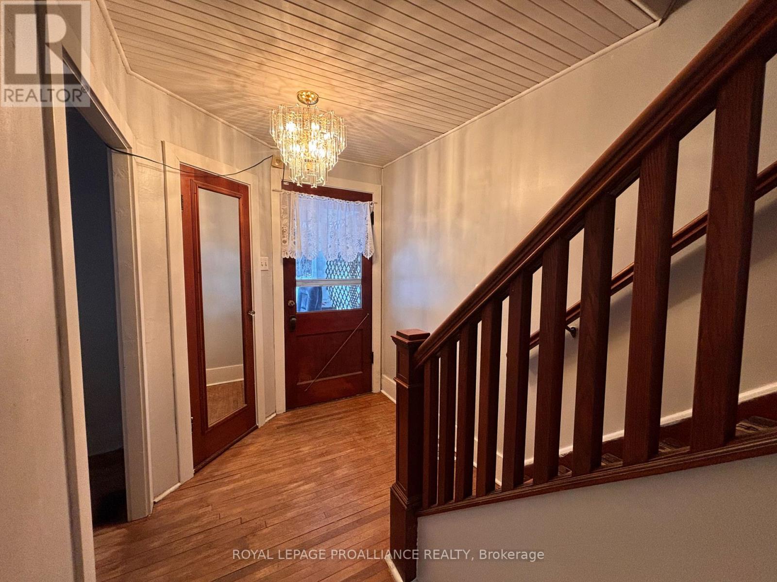 1022 Bridge Street, Frontenac, Ontario  K0H 1B0 - Photo 6 - X12696074