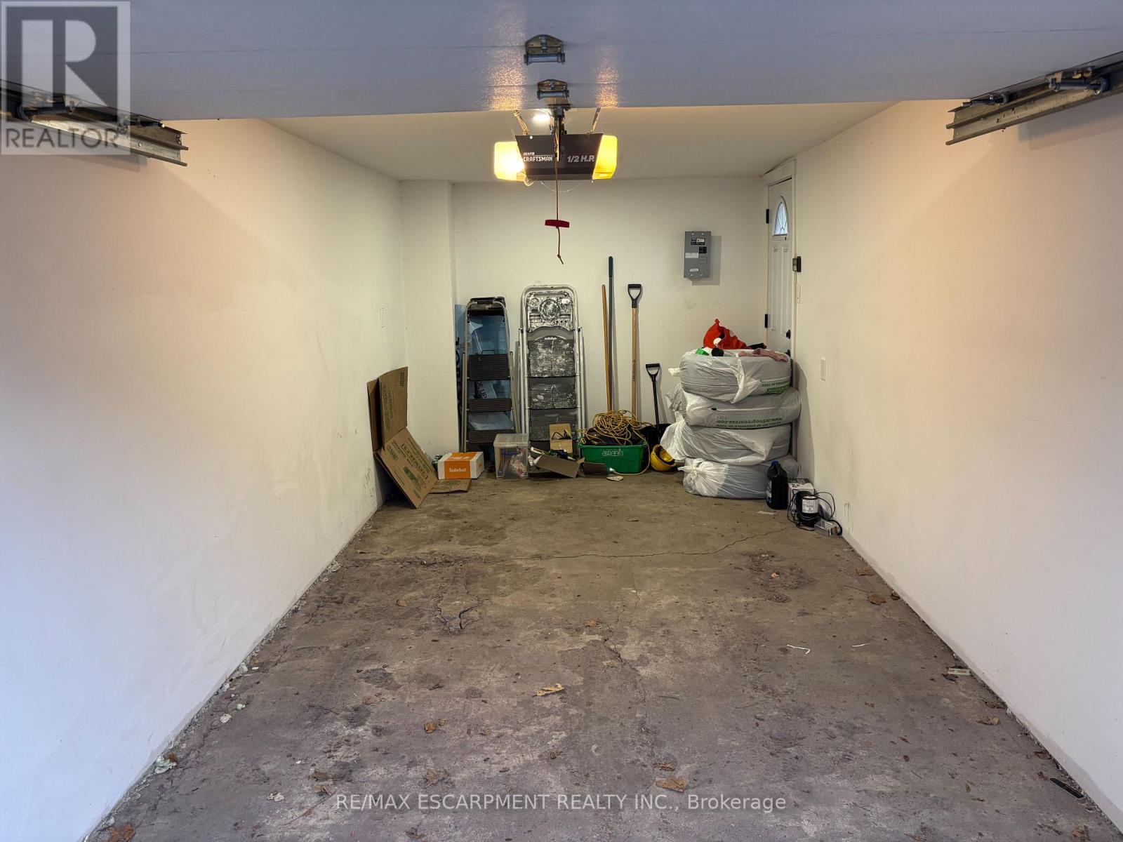 Garage - 316 Houghton Avenue, Hamilton, Ontario  L8K 2N3 - Photo 3 - X12897740