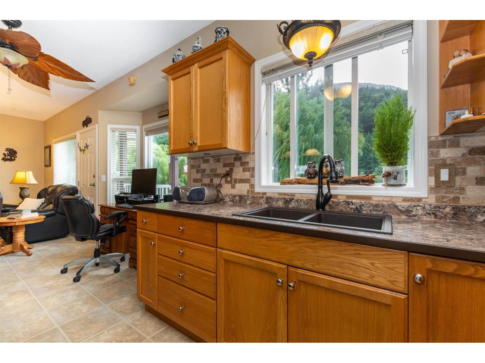 43462 Lumsden Road, Yarrow, Yarrow, British Columbia  V2R 4R4 - Photo 15 - R3100879