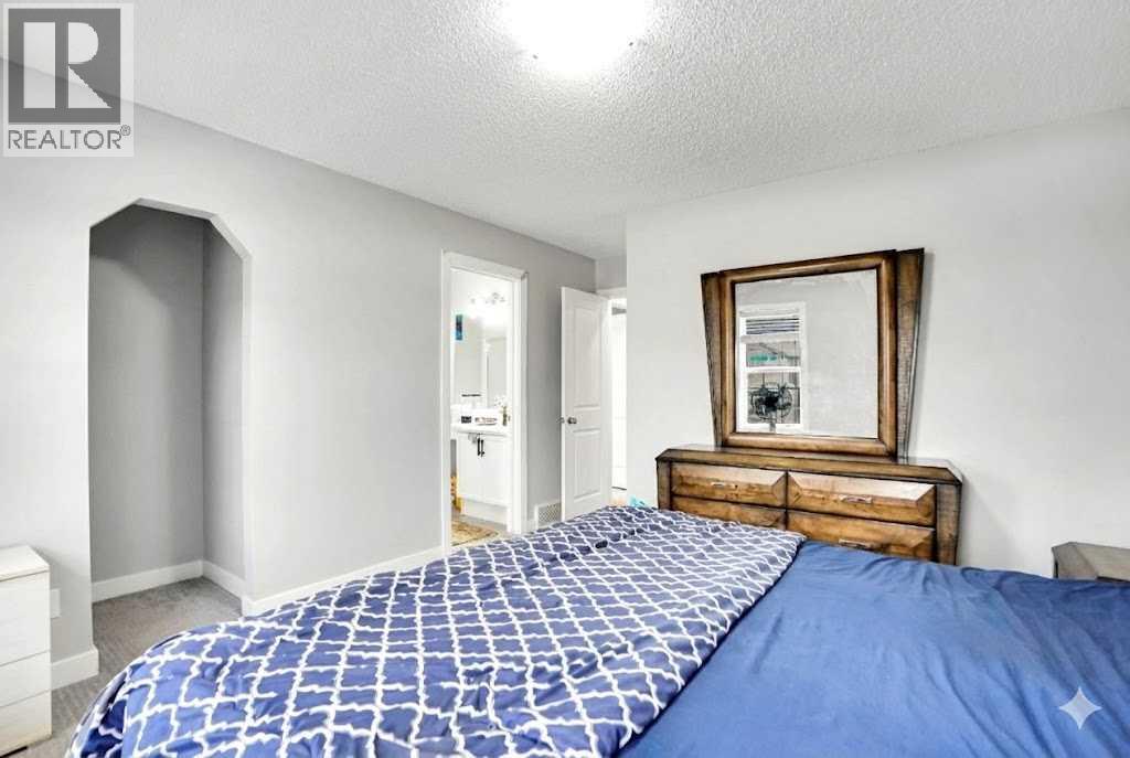 9214 Saddlebrook Drive Ne, Calgary, Alberta  T3J 0J9 - Photo 11 - A2275700