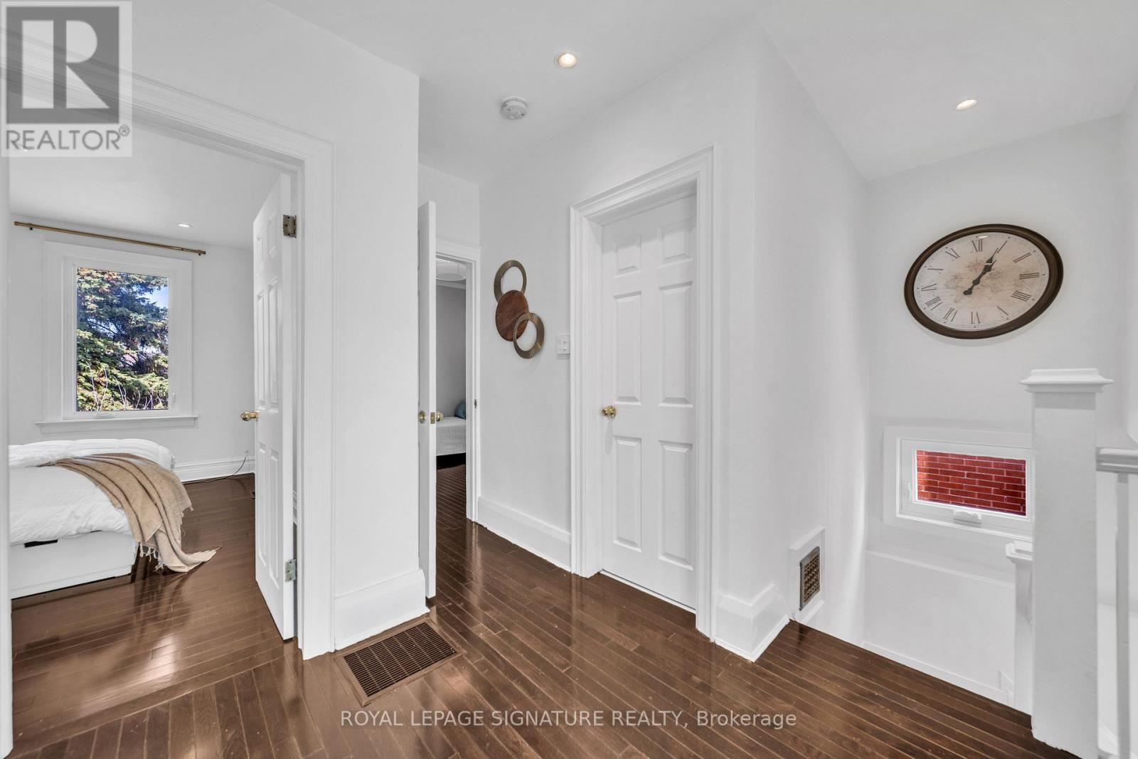 70 Cranbrooke Avenue, Toronto, Ontario  M5M 1M4 - Photo 20 - C12872878