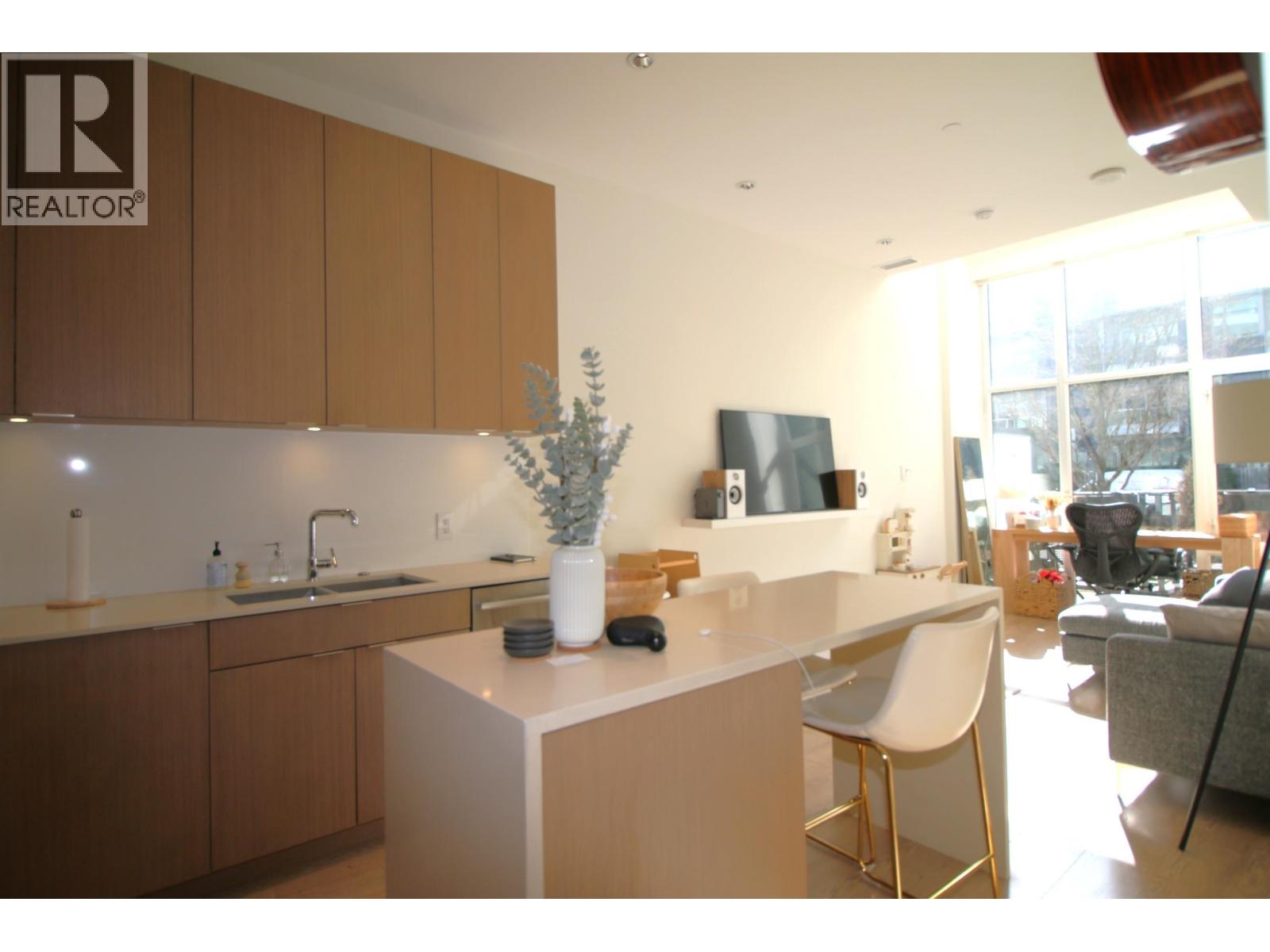 125 E 1st Avenue, Vancouver, British Columbia  V6A 0E8 - Photo 6 - R3101340