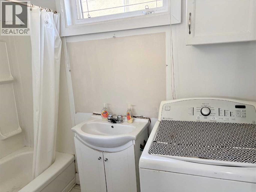 5310 46 Avenue, Vermilion, Alberta  T9X 1X8 - Photo 8 - A2292649