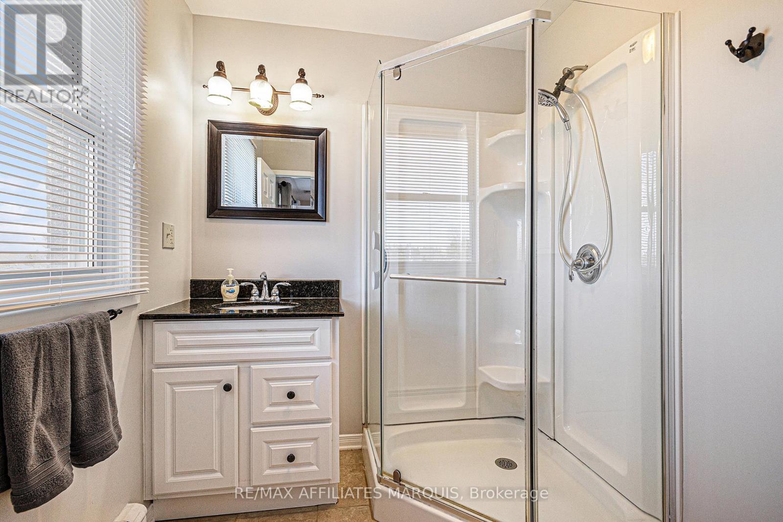 74 Colonel By Crescent, Smiths Falls, Ontario  K7A 5B6 - Photo 13 - X12897754