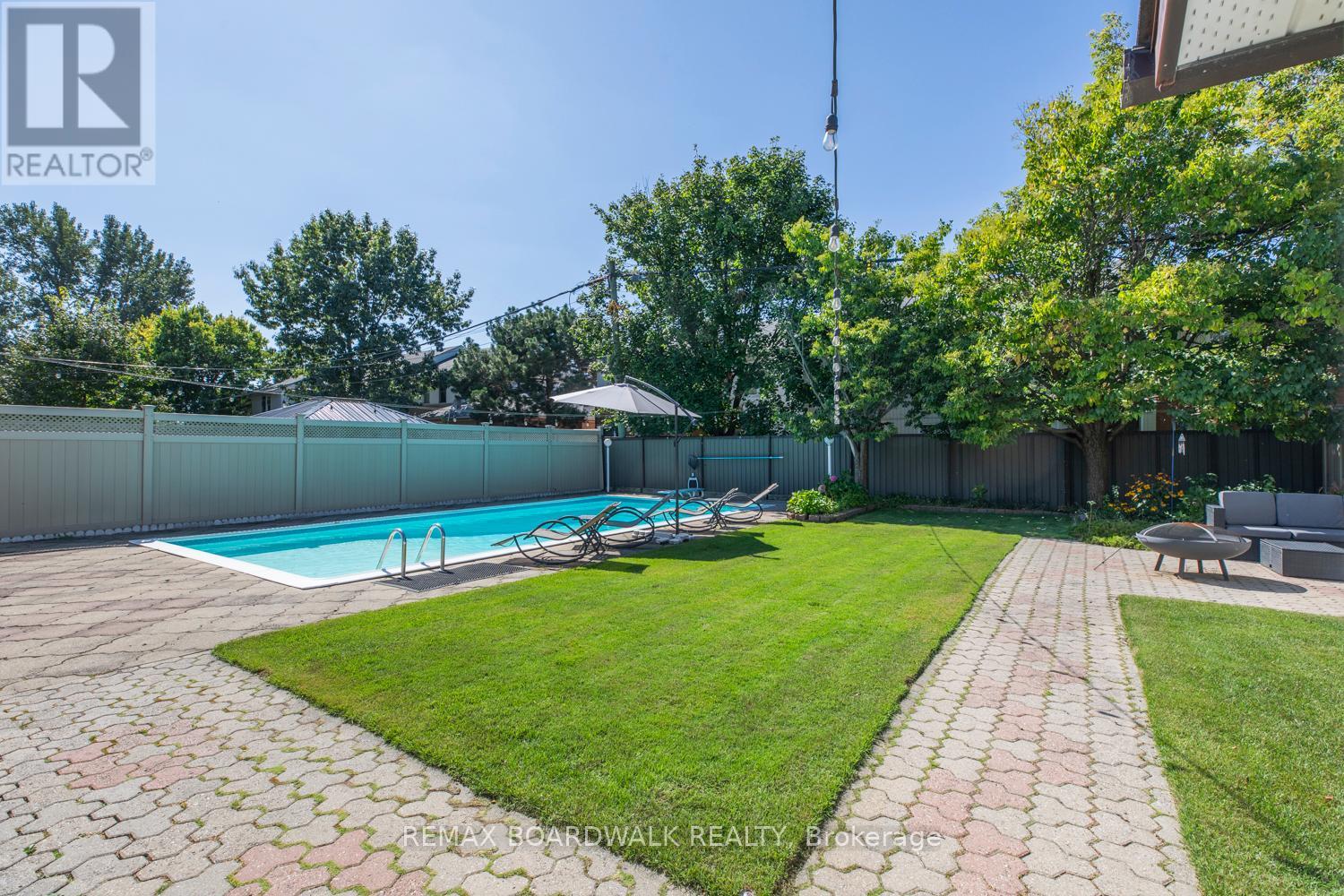 1588 Maxime Street, Ottawa, Ontario  K1B 3L1 - Photo 22 - X12897778