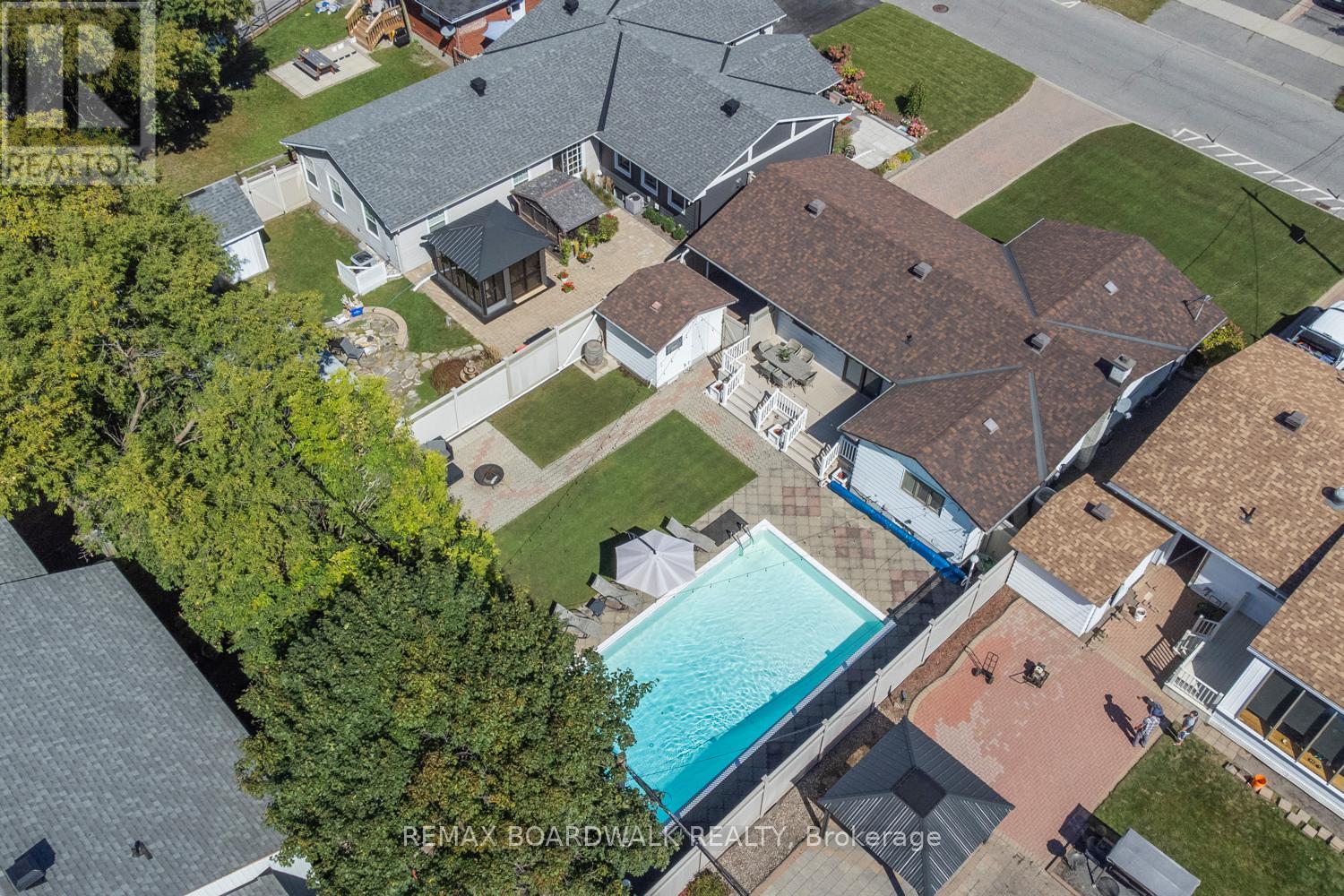 1588 Maxime Street, Ottawa, Ontario  K1B 3L1 - Photo 28 - X12897778